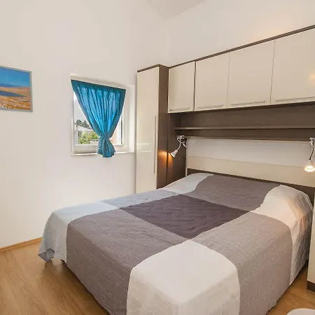 Apartament 250 Meter Zum 2 Km Langen Strand Baška